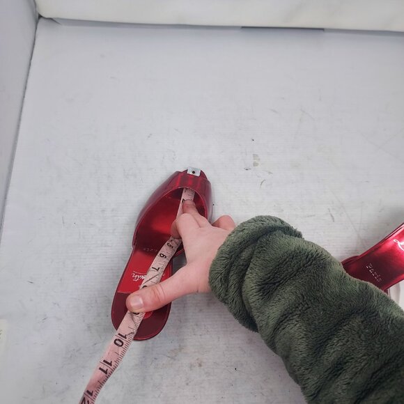 CHRISTIAN LOUBOUTIN Me Dolly Patent Leather Black Heel Sandal - Picture 6 of 16